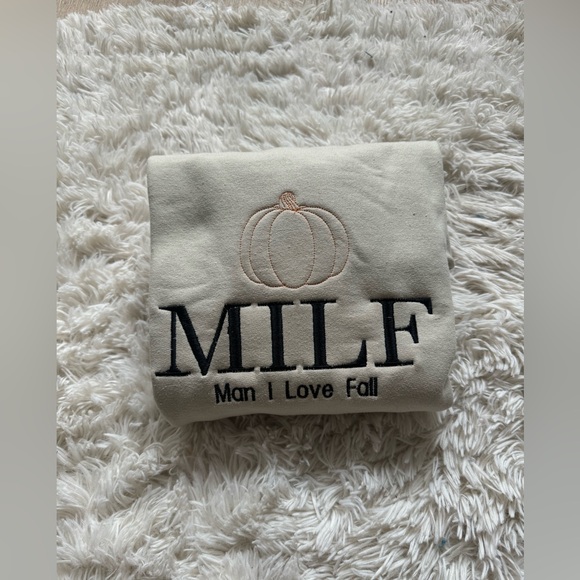 Fall Sweatshirt - Picture 1 of 1